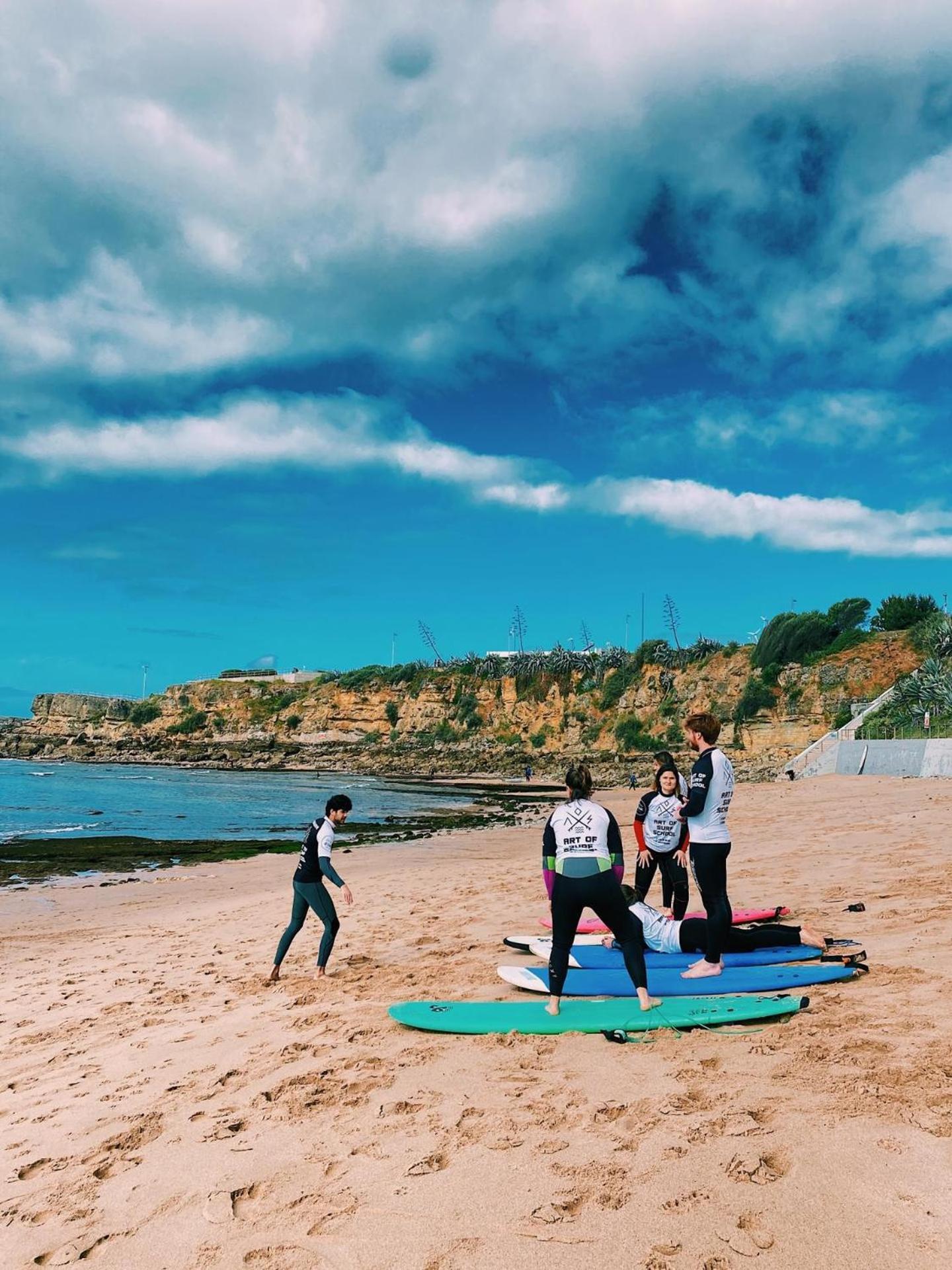 Turismo Do Seculo Hotel Estoril Kültér fotó Surfers at the beach