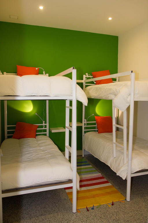 Turismo Do Seculo Hotel Estoril Szoba fotó Bunk beds