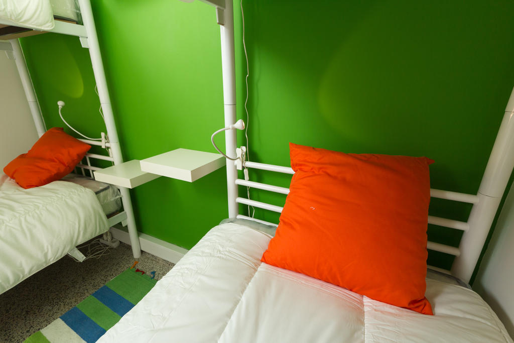 Turismo Do Seculo Hotel Estoril Szoba fotó A typical room at the hostel